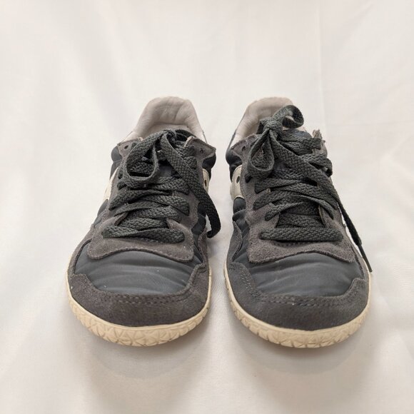 Saucony Bullet Women's Size 6 Low Sneakers Gray & White 1943-155 - Picture 4 of 8